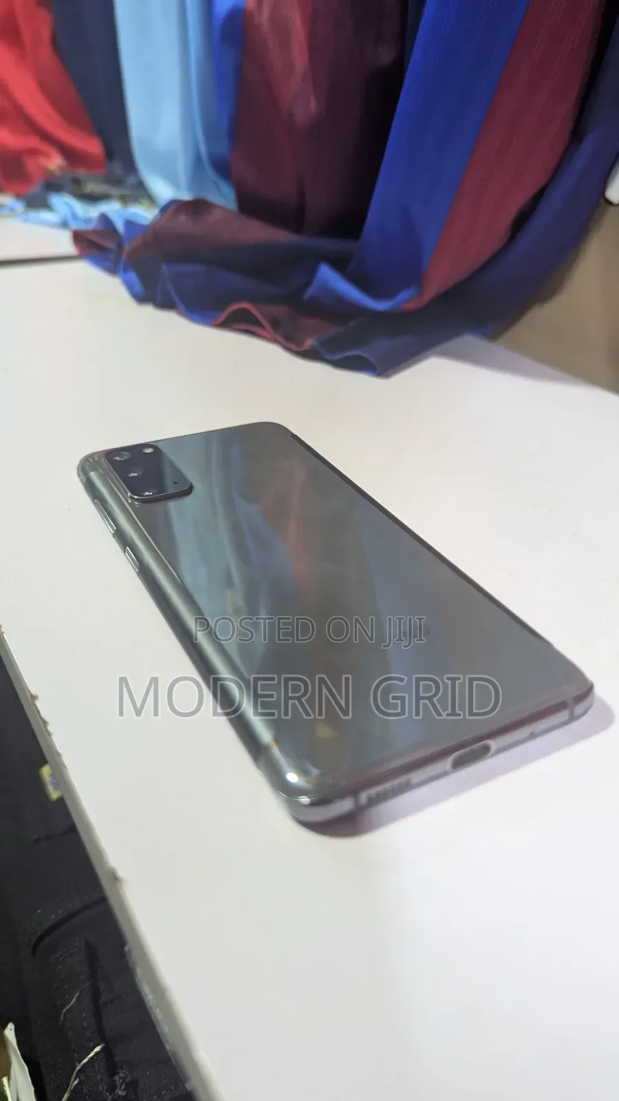 Samsung Galaxy S20 128 GB Gray