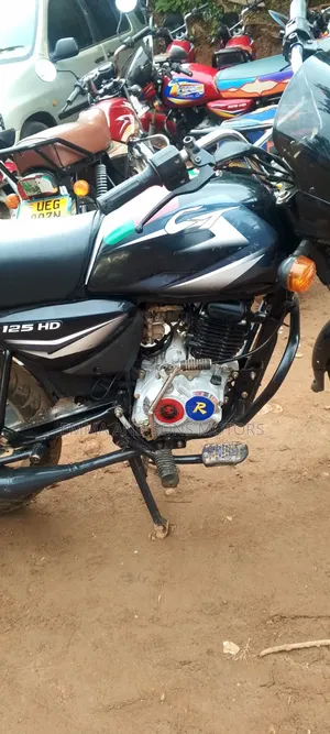 Bajaj Boxer 125 2024 Black