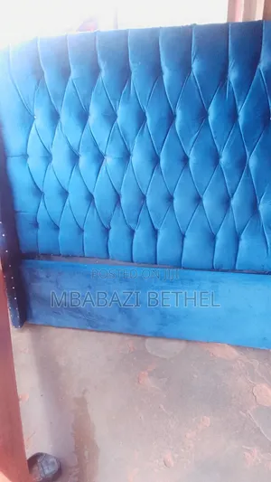 Slightly Used. 4by6 Modern Velvet Bed