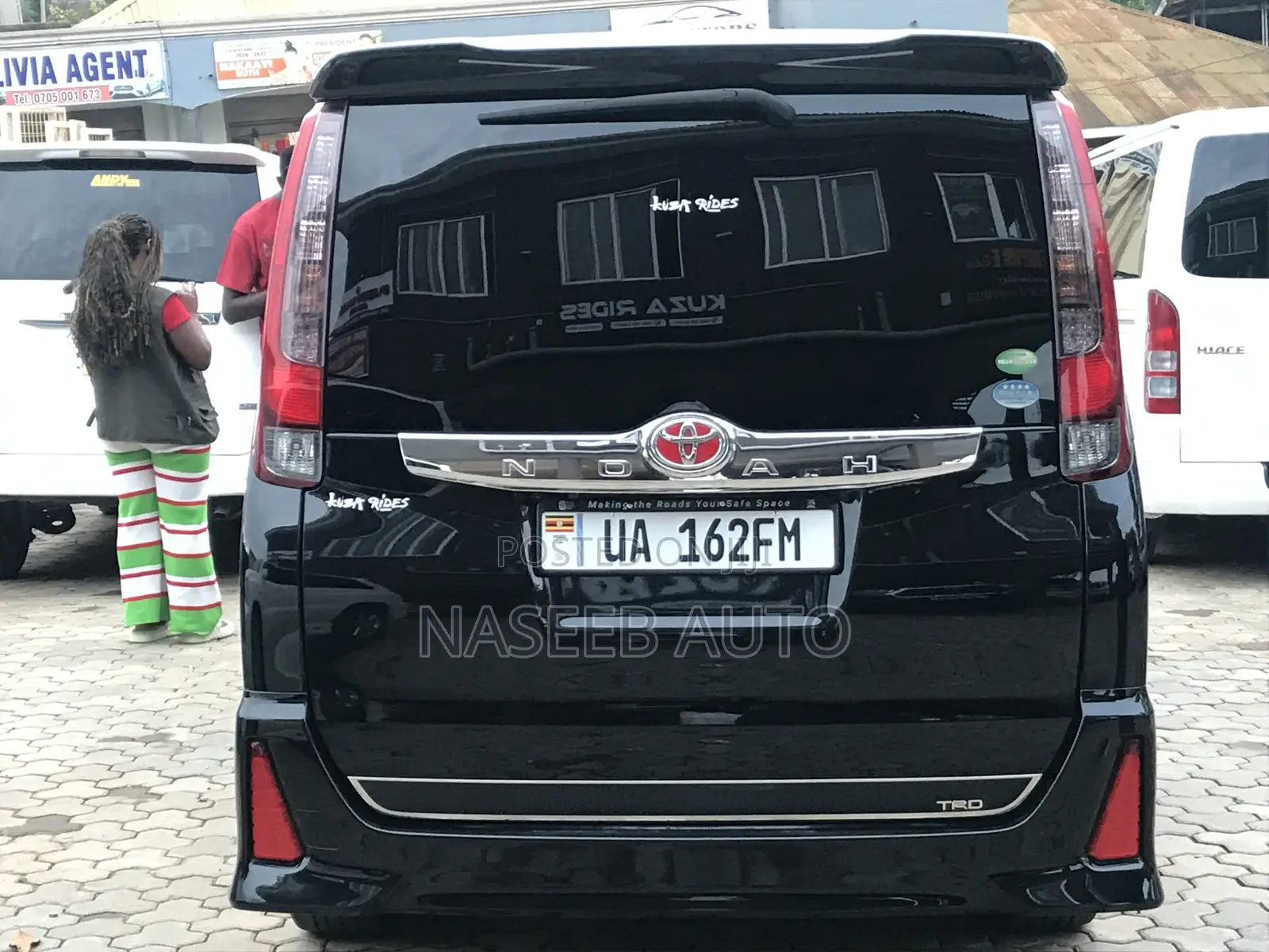Toyota Noah 2016 Black