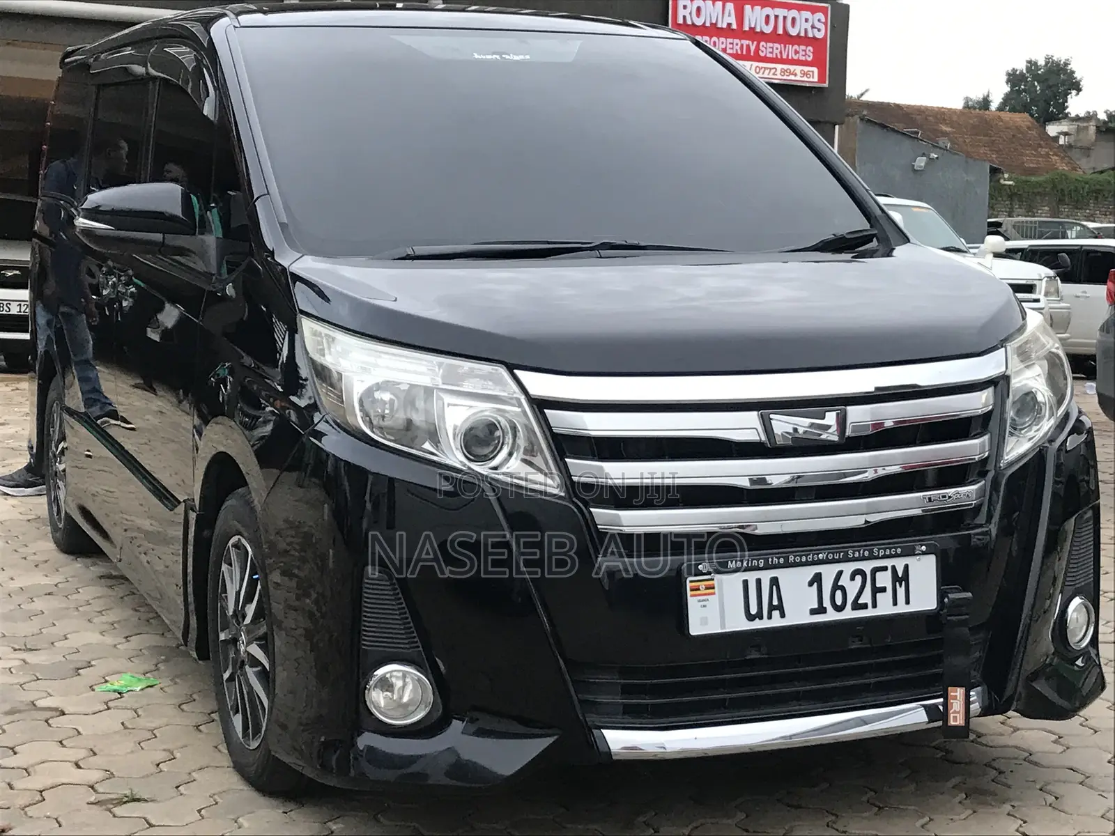 Toyota Noah 2016 Black