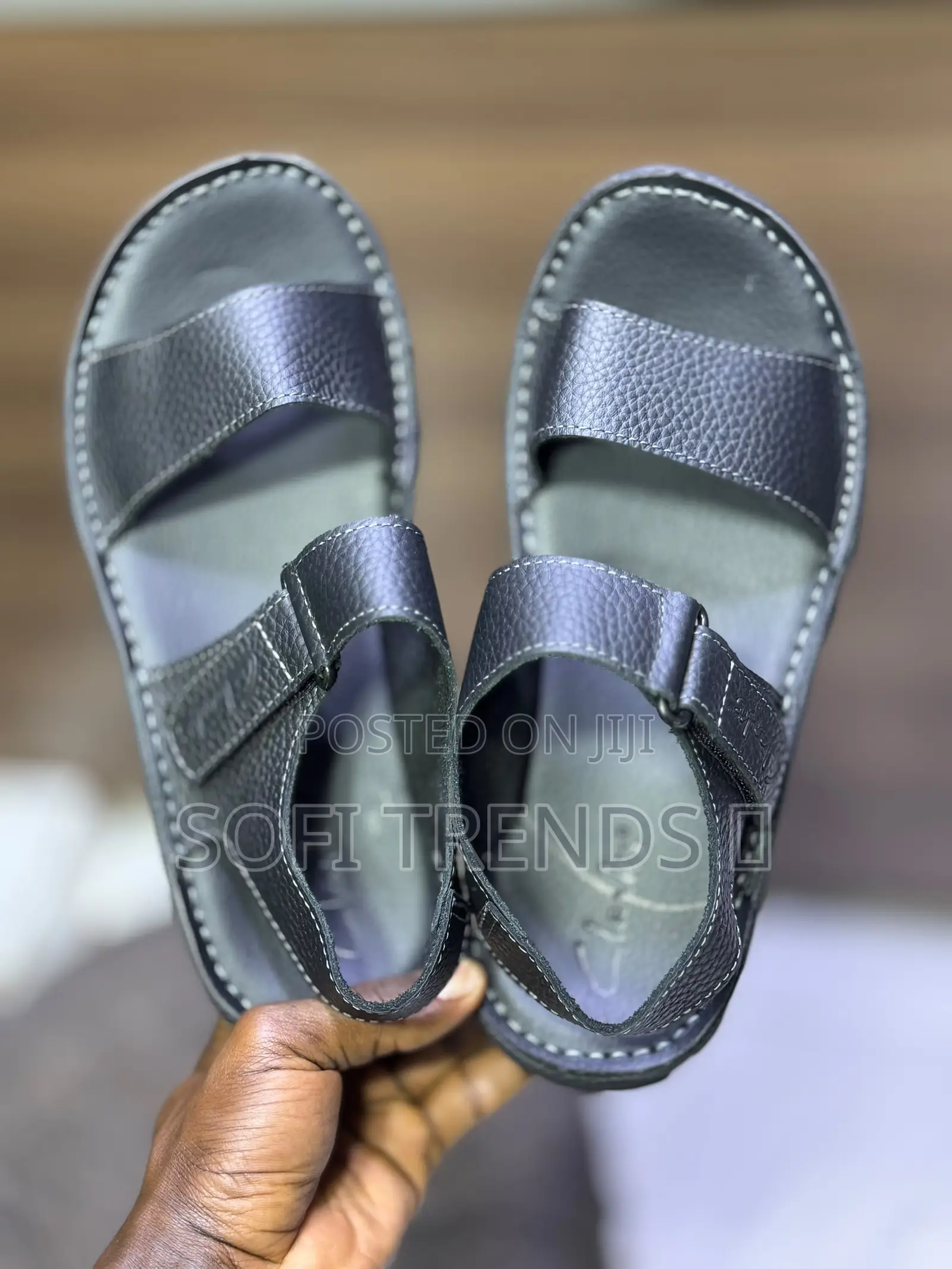 Gent’S Original Open Shoes