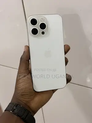 Apple iPhone 16 Pro Max 256 GB White