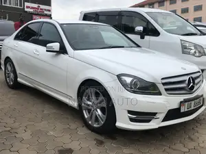 Mercedes-Benz C180 2017 White