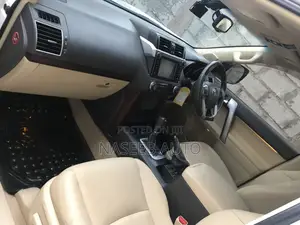 Toyota Land Cruiser Prado 2016 White