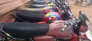 Bajaj CT 125X 2025 Red