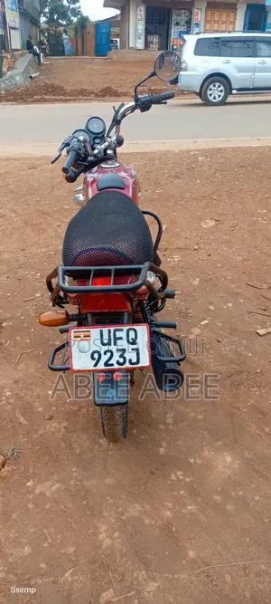 Bajaj CT 125X 2024 Red