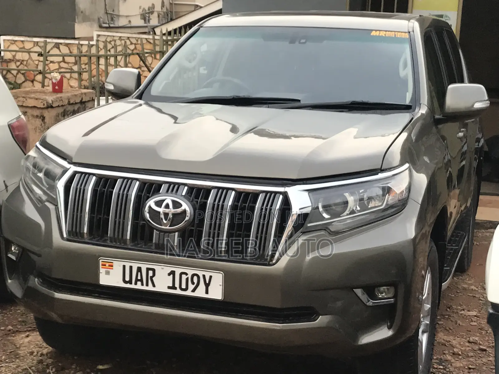 Toyota Land Cruiser Prado 2014 Gray