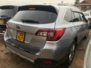 Subaru Outback 2016 Gray