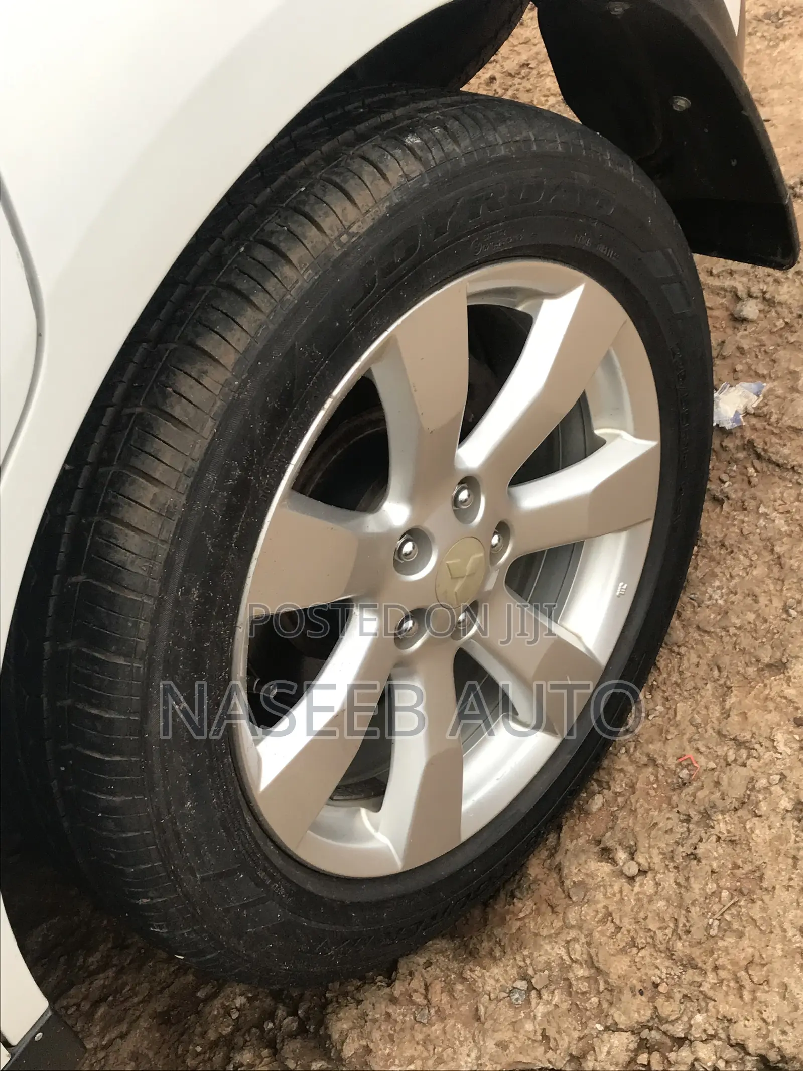 Mitsubishi Outlander 2010 White