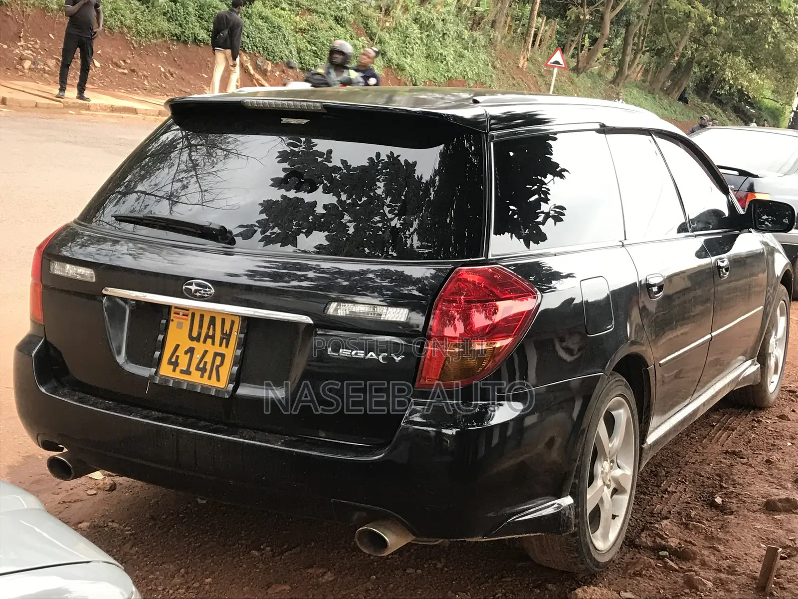 Subaru Legacy 2004 Black