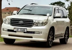 Toyota Land Cruiser 4.6 V8 ZX 2010 White