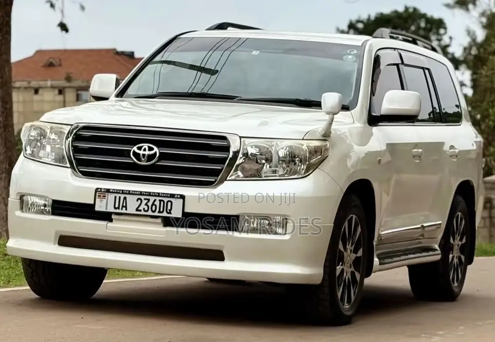 Toyota Land Cruiser 4.6 V8 ZX 2010 White