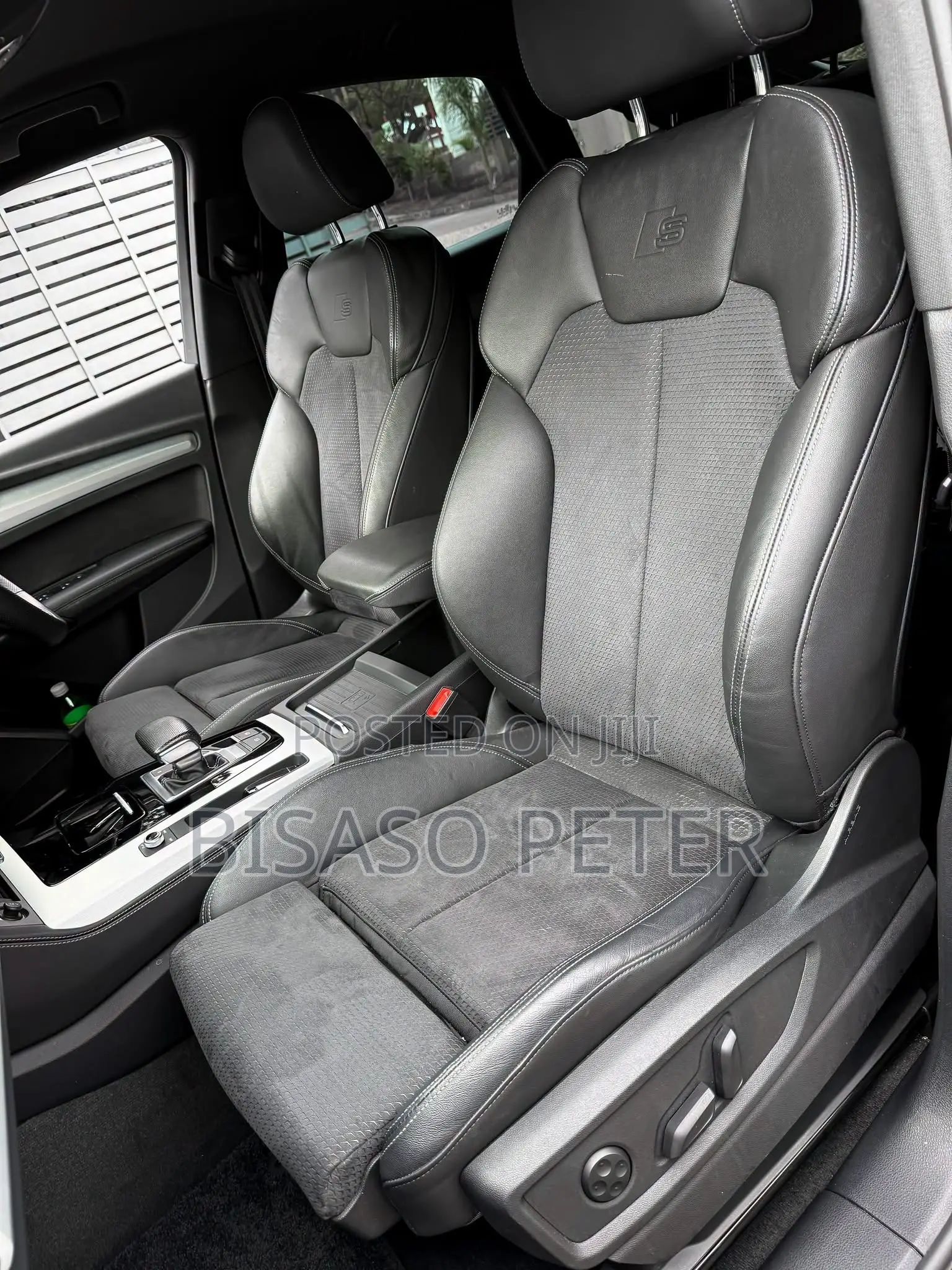 Audi Q5 2021 Gray
