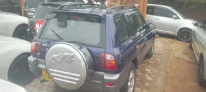 Toyota RAV4 Automatic 2000 Blue