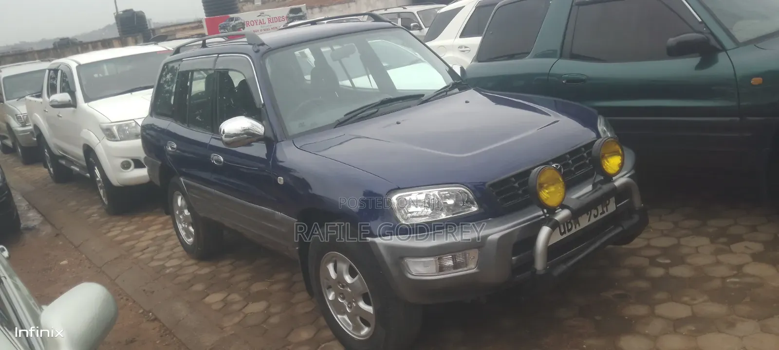 Toyota RAV4 Automatic 2000 Blue