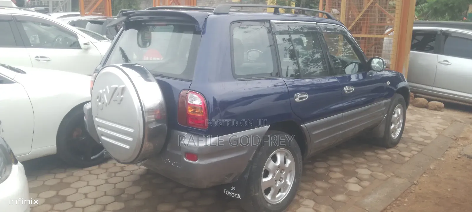 Toyota RAV4 Automatic 2000 Blue