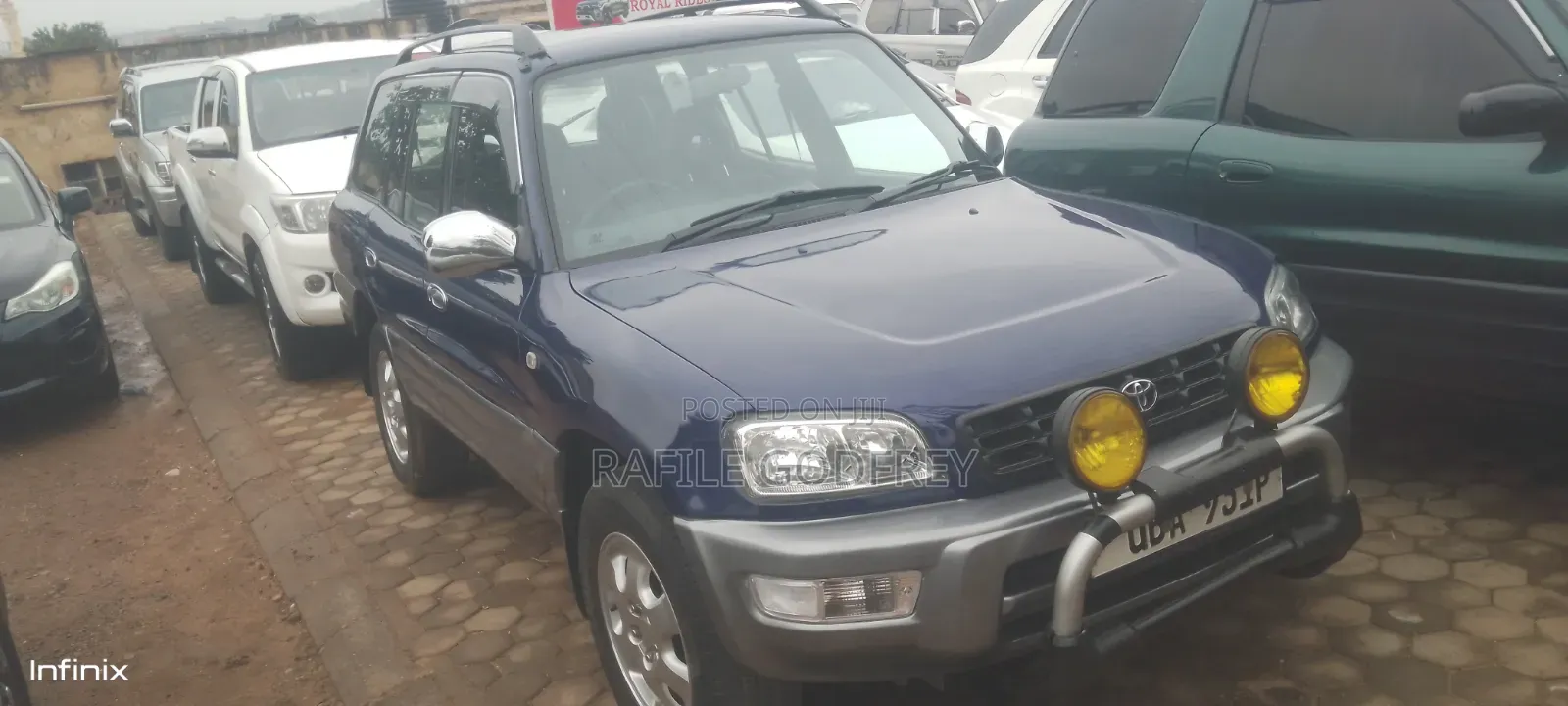 Toyota RAV4 Automatic 2000 Blue