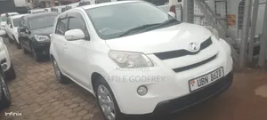 Toyota IST 2008 White