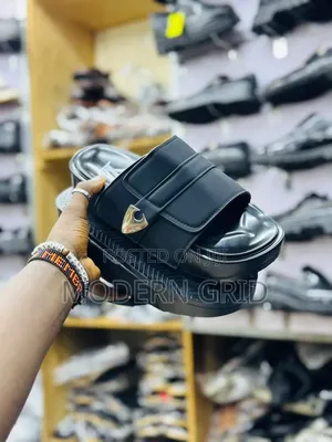 Cactus Jack Chuck Platform Sandals