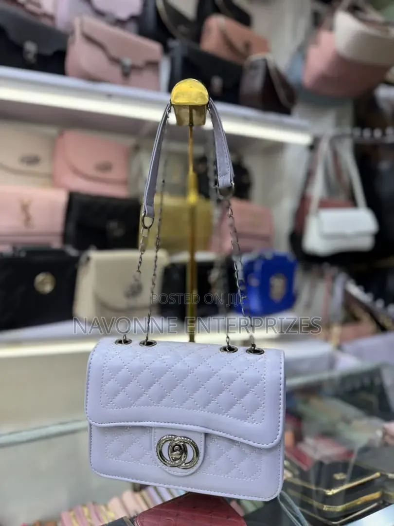 Quilted Diamond Flap Shoulder Bag With Metallic Chain Strap