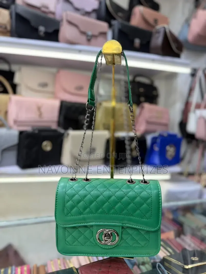 Quilted Diamond Flap Shoulder Bag With Metallic Chain Strap