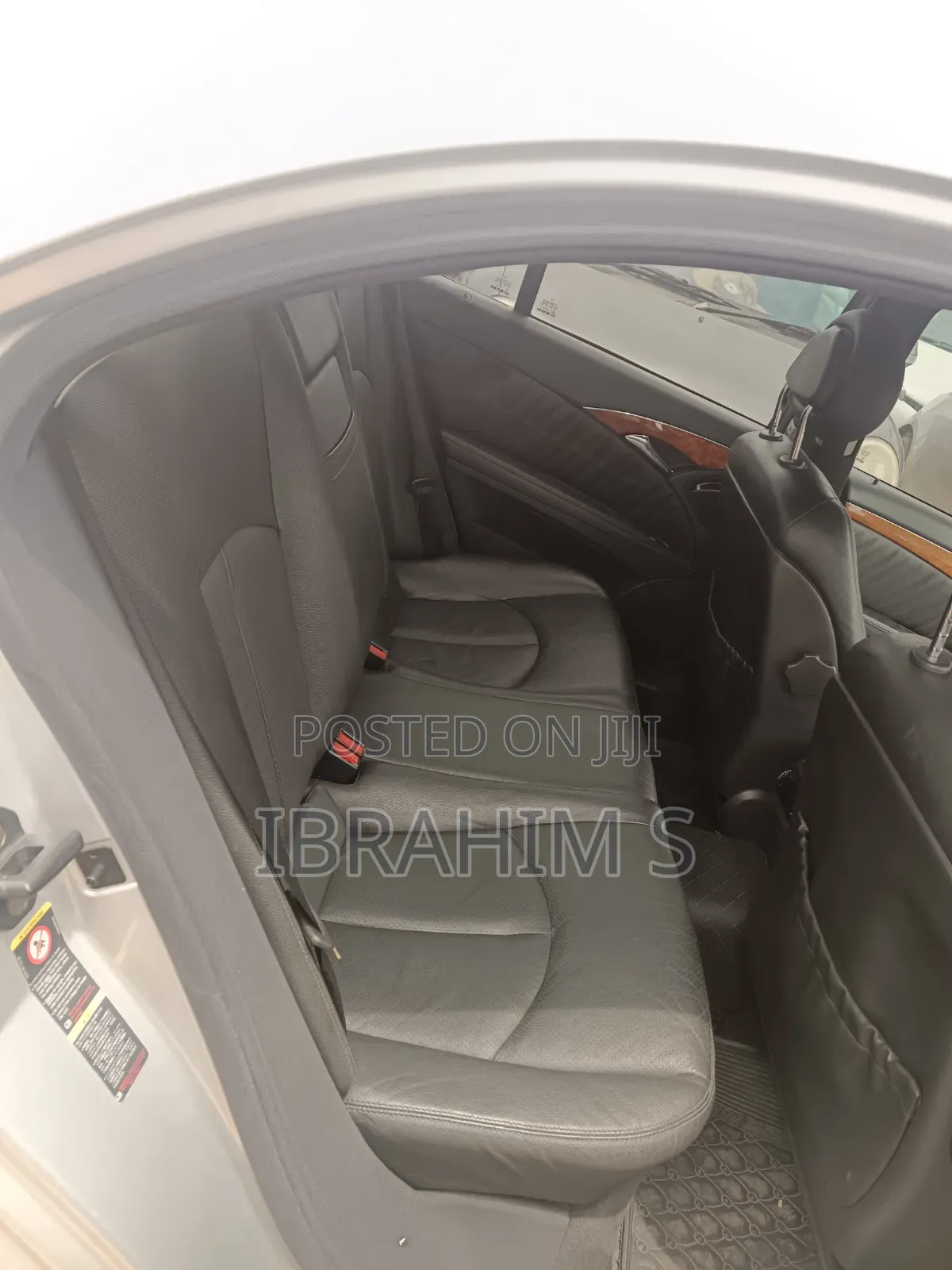 Mercedes-Benz E300 2011 Silver