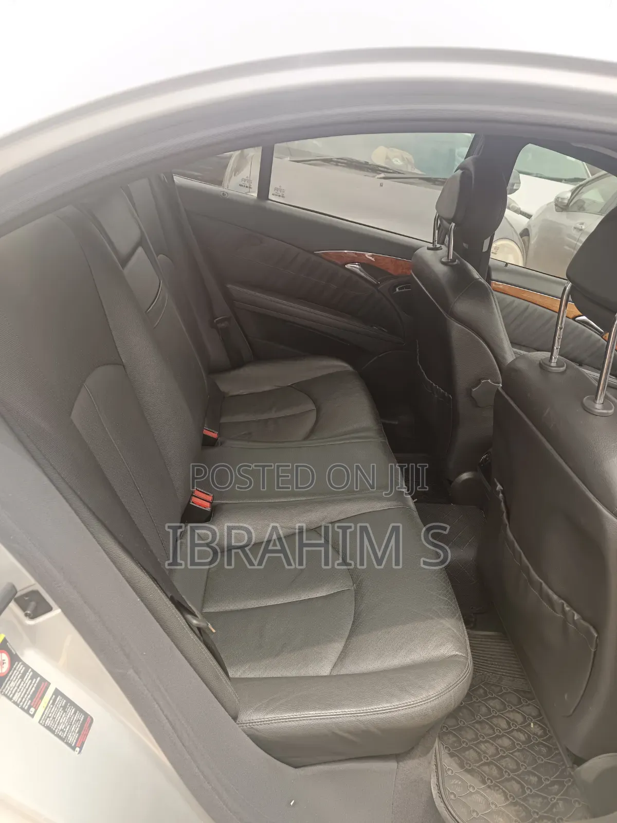 Mercedes-Benz E300 2011 Silver