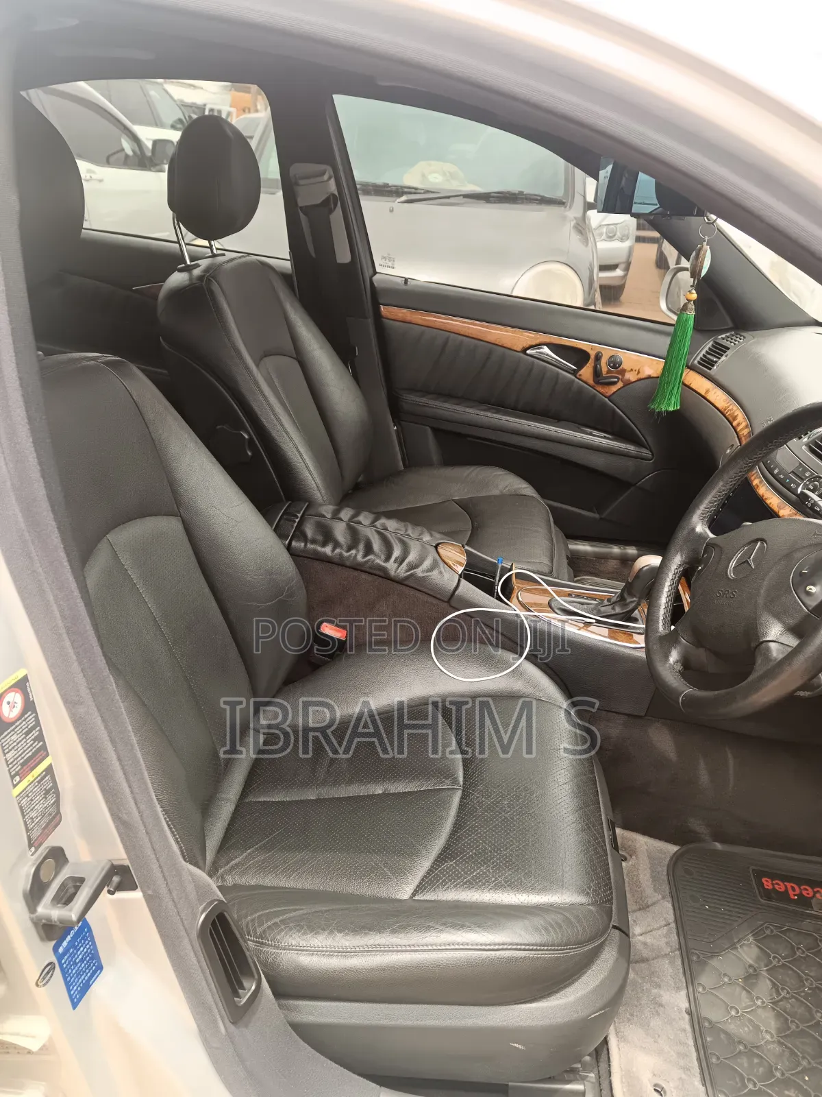 Mercedes-Benz E300 2011 Silver