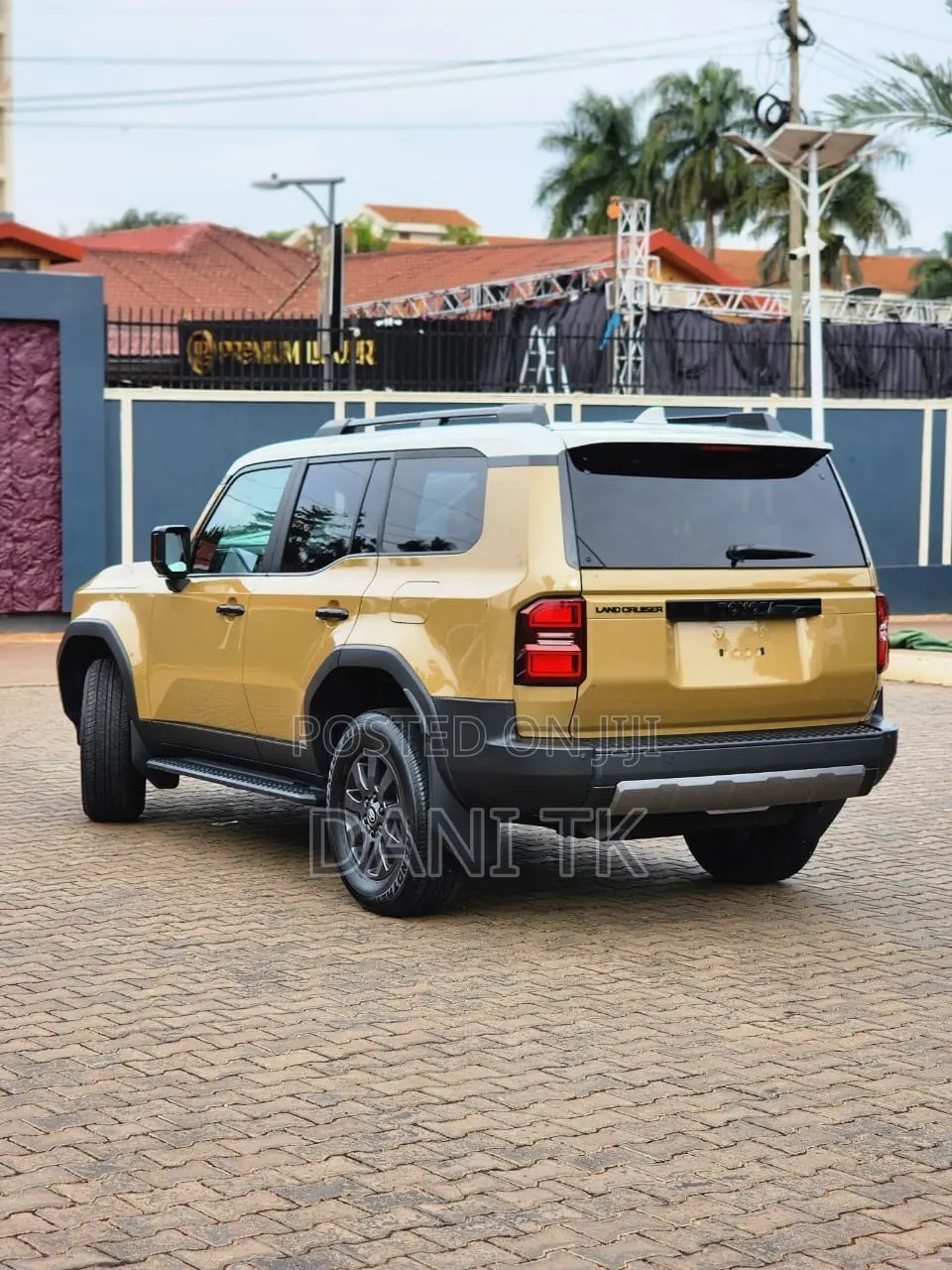 Toyota Land Cruiser Prado 2.8 2025 Gold