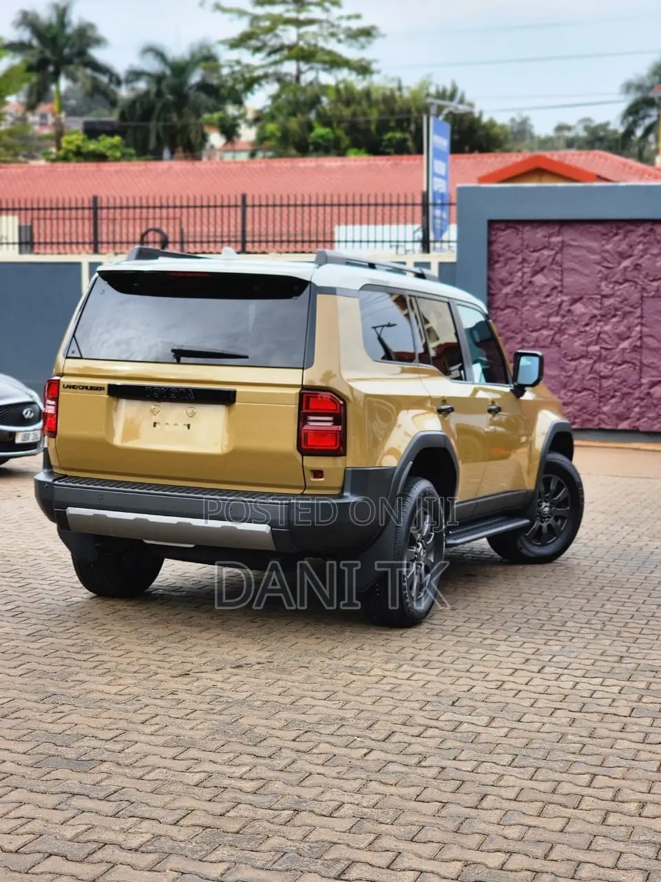 Toyota Land Cruiser Prado 2.8 2025 Gold