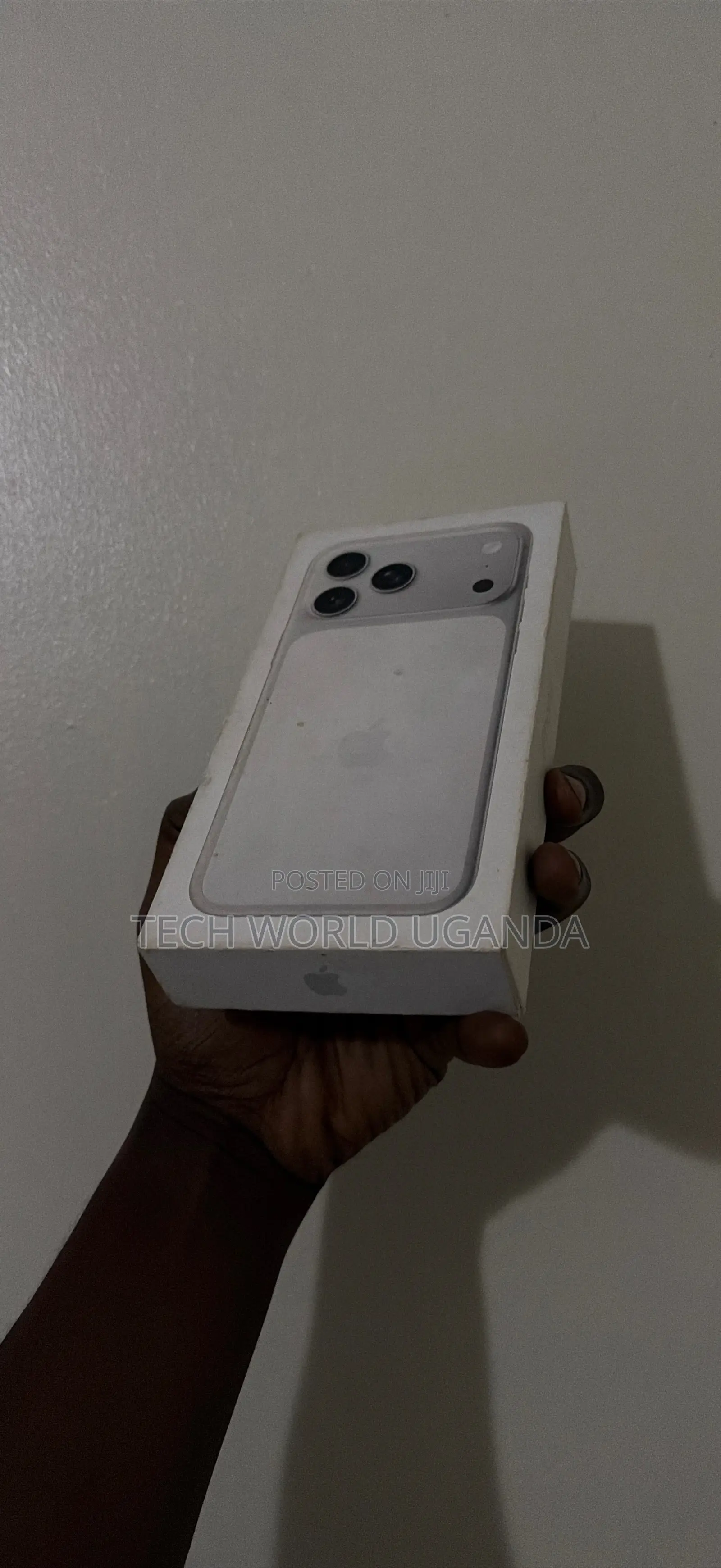 New Apple iPhone 17 Pro Max 256 GB Silver