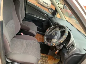 Toyota Wish 2006 Silver