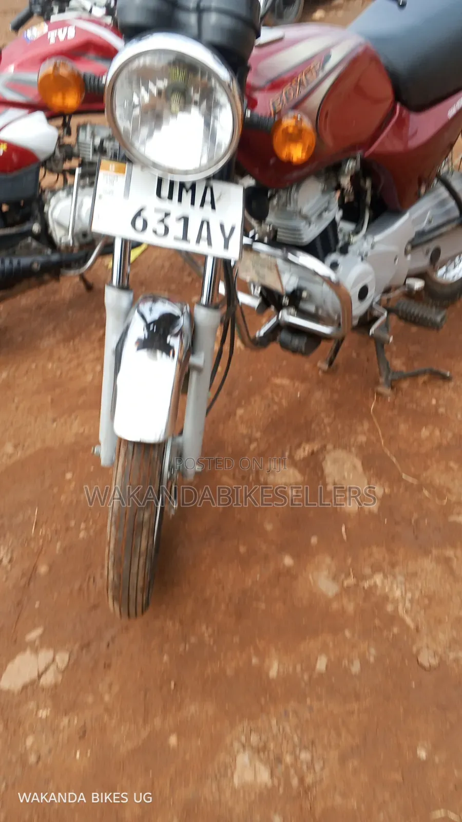 Bajaj Boxer 100 2025 Red