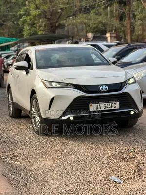 Toyota Harrier 2.0 2020 White
