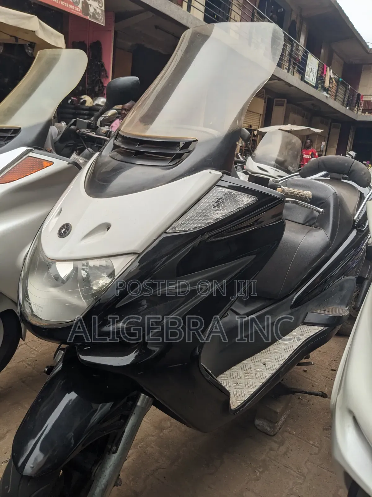Yamaha Majesty 2021 Black