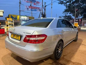 Mercedes-Benz E300 2011 Silver