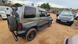 Mitsubishi Pajero Junior 1998