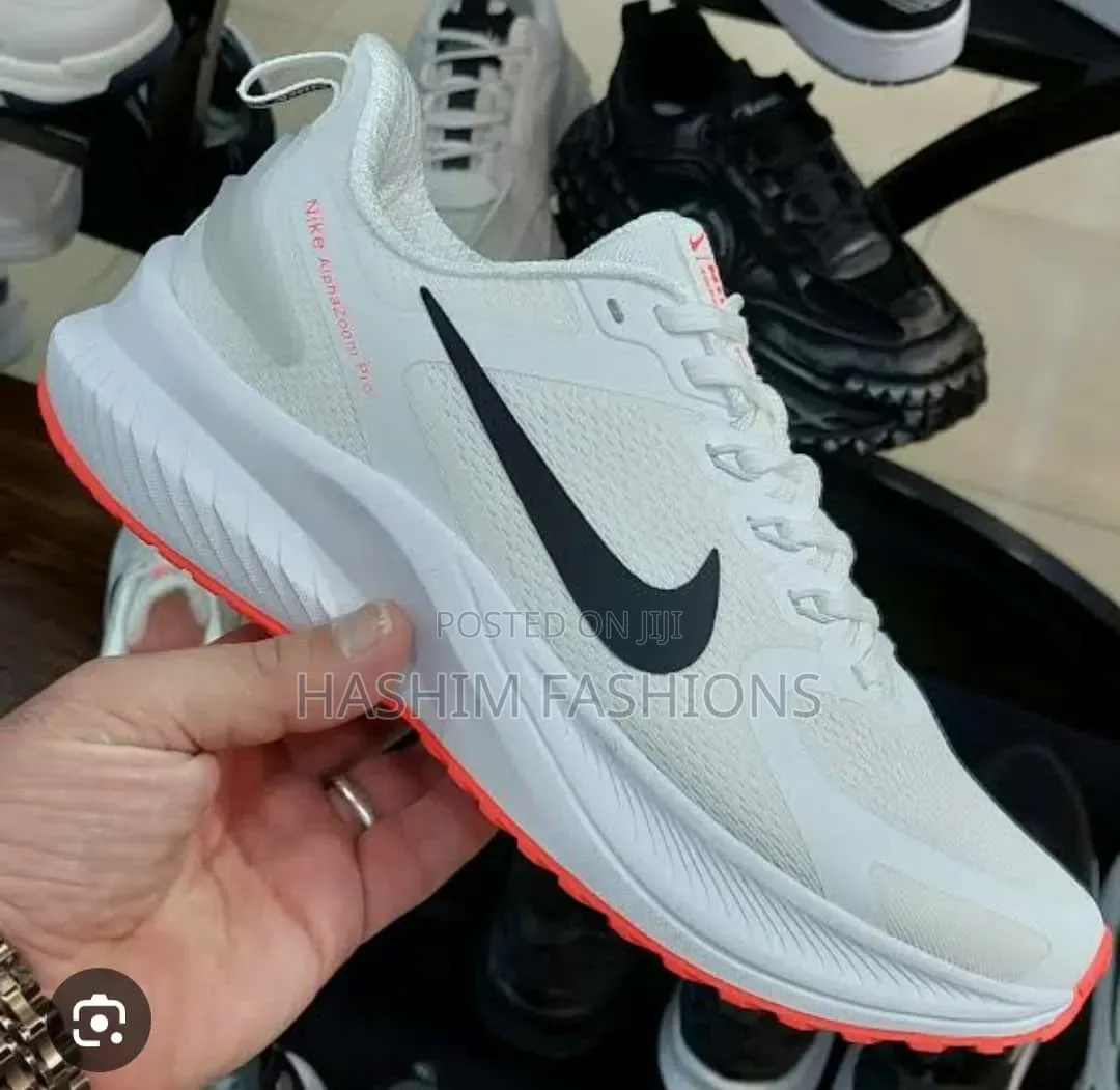 Original New Nike Athletic Sneaker