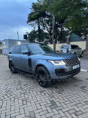 Land Rover Range Rover Vogue 2018 Blue