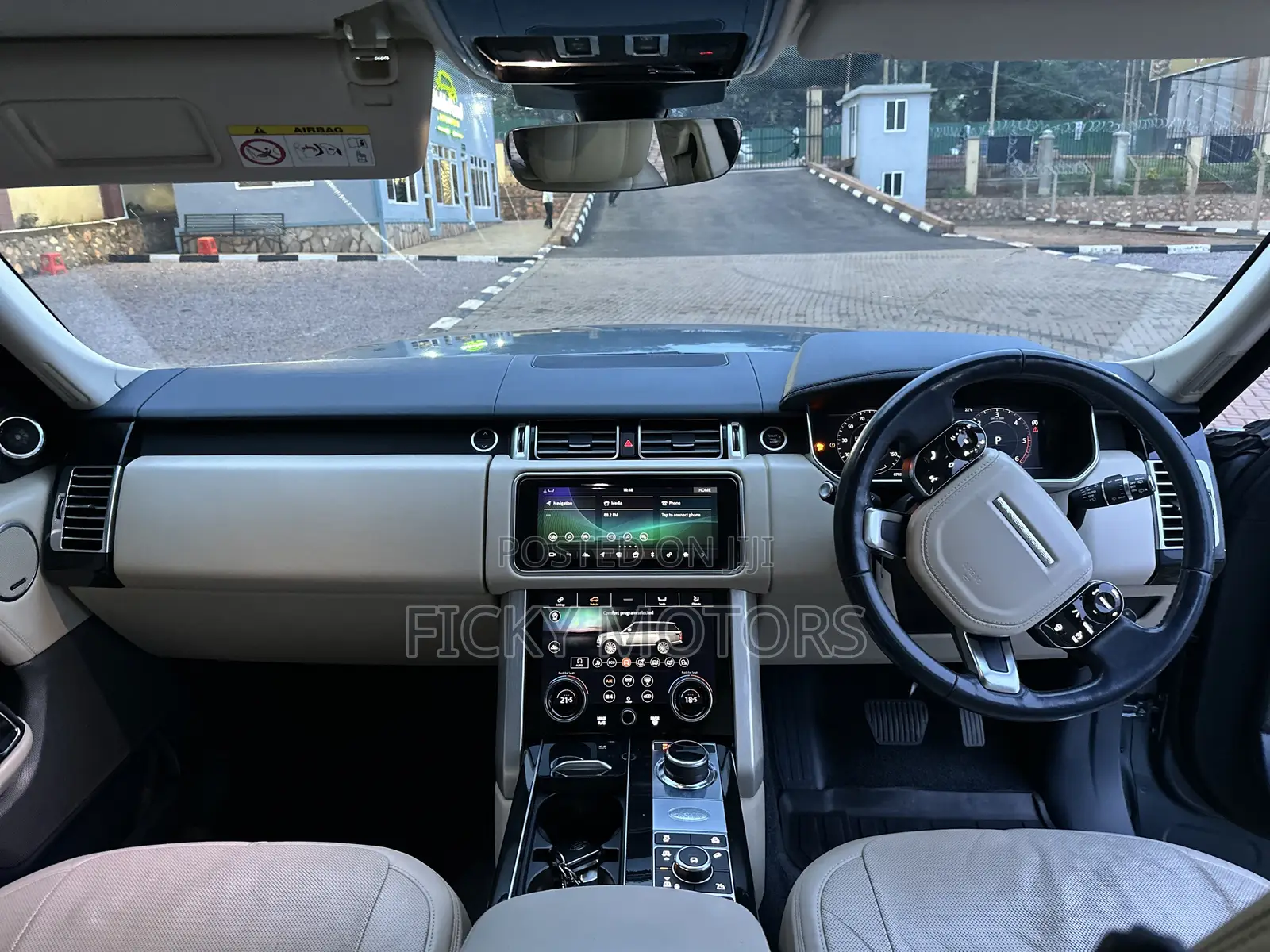 Land Rover Range Rover Vogue 2018 Blue
