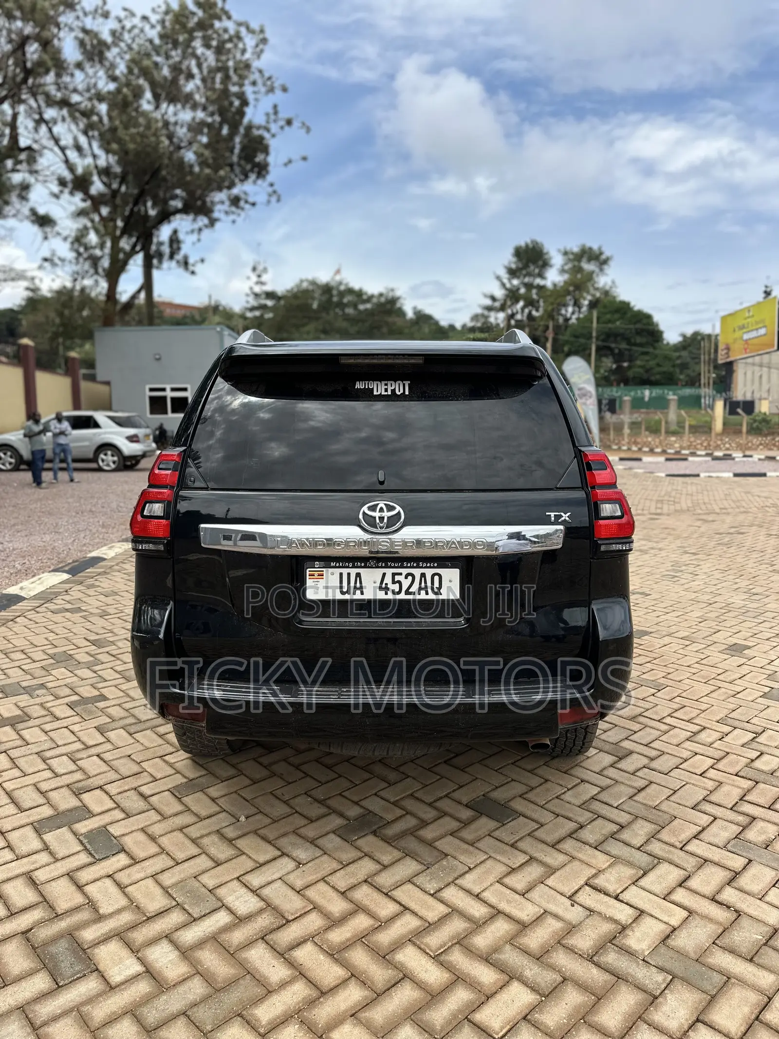 Toyota Land Cruiser Prado 2.7 i 2012 Black