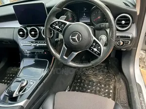Mercedes-Benz C180 2015 Silver