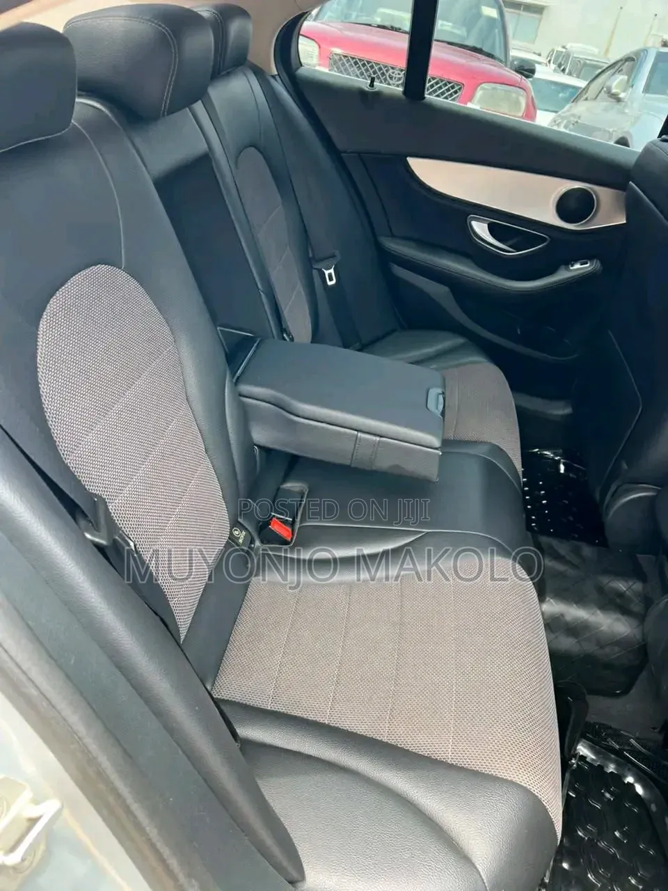 Mercedes-Benz C180 2015 Silver