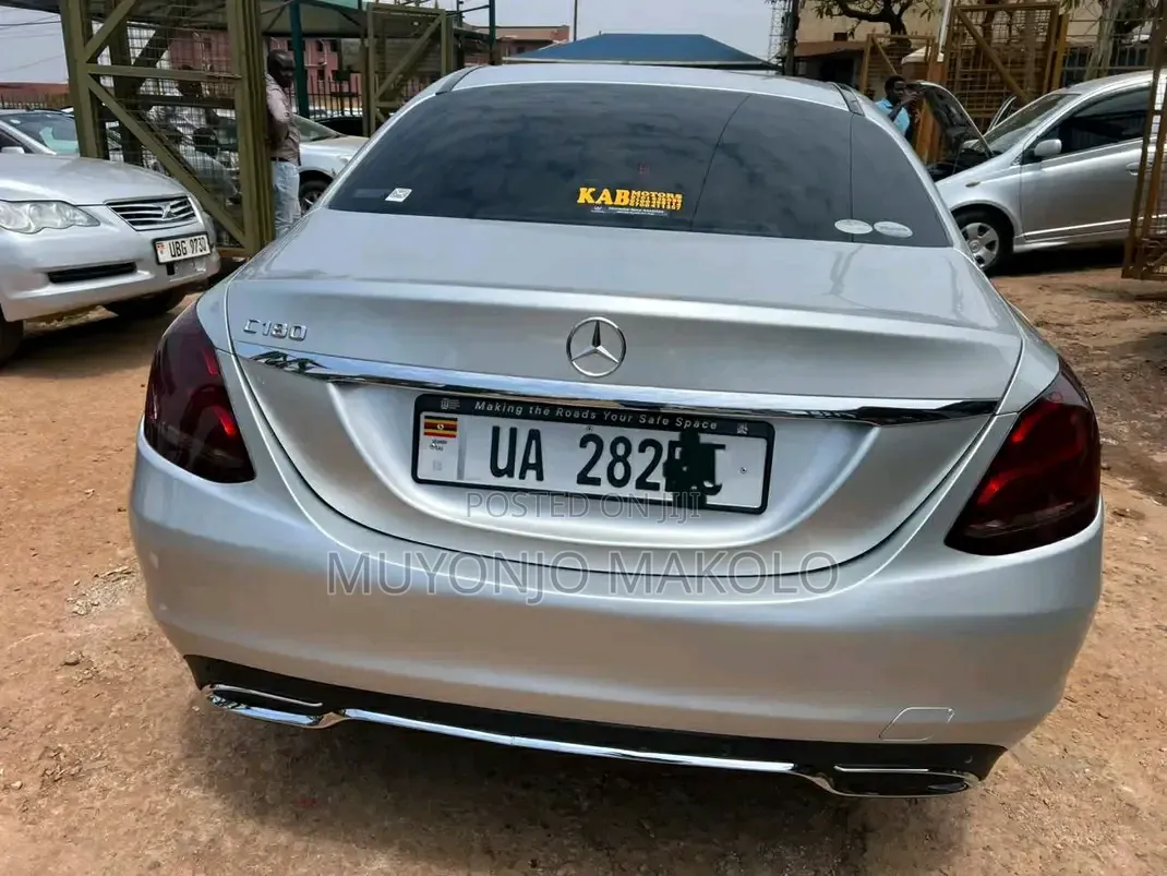 Mercedes-Benz C180 2015 Silver