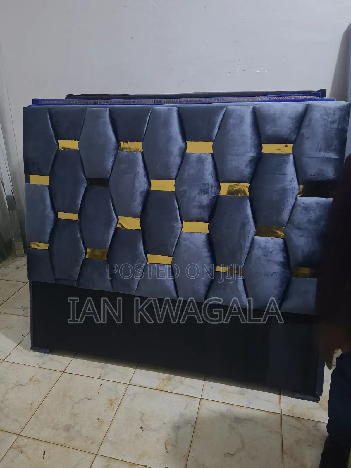 Puzzle Geometric Bed