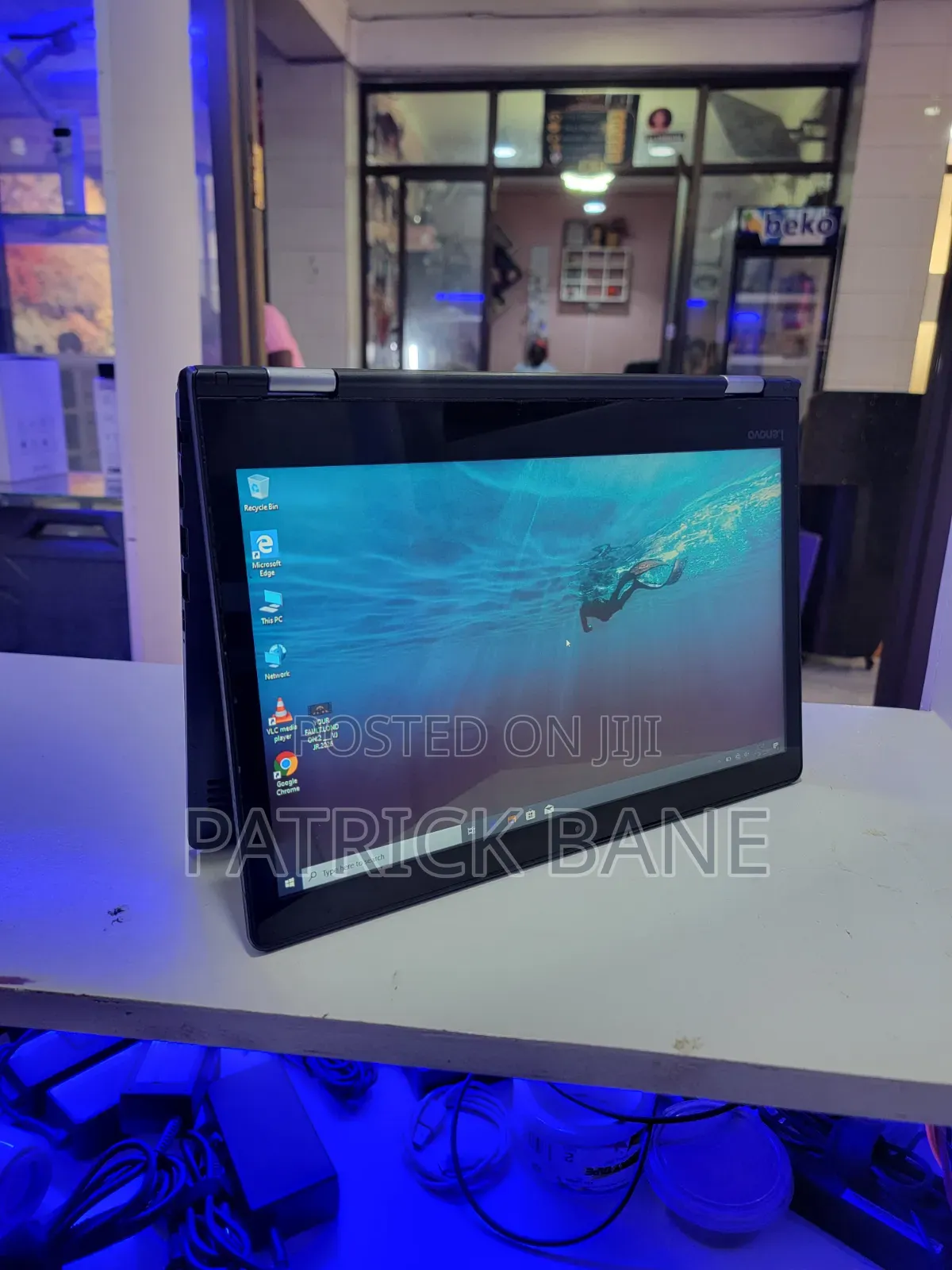 Laptop Lenovo Yoga 330 4GB AMD A6 HDD 500GB