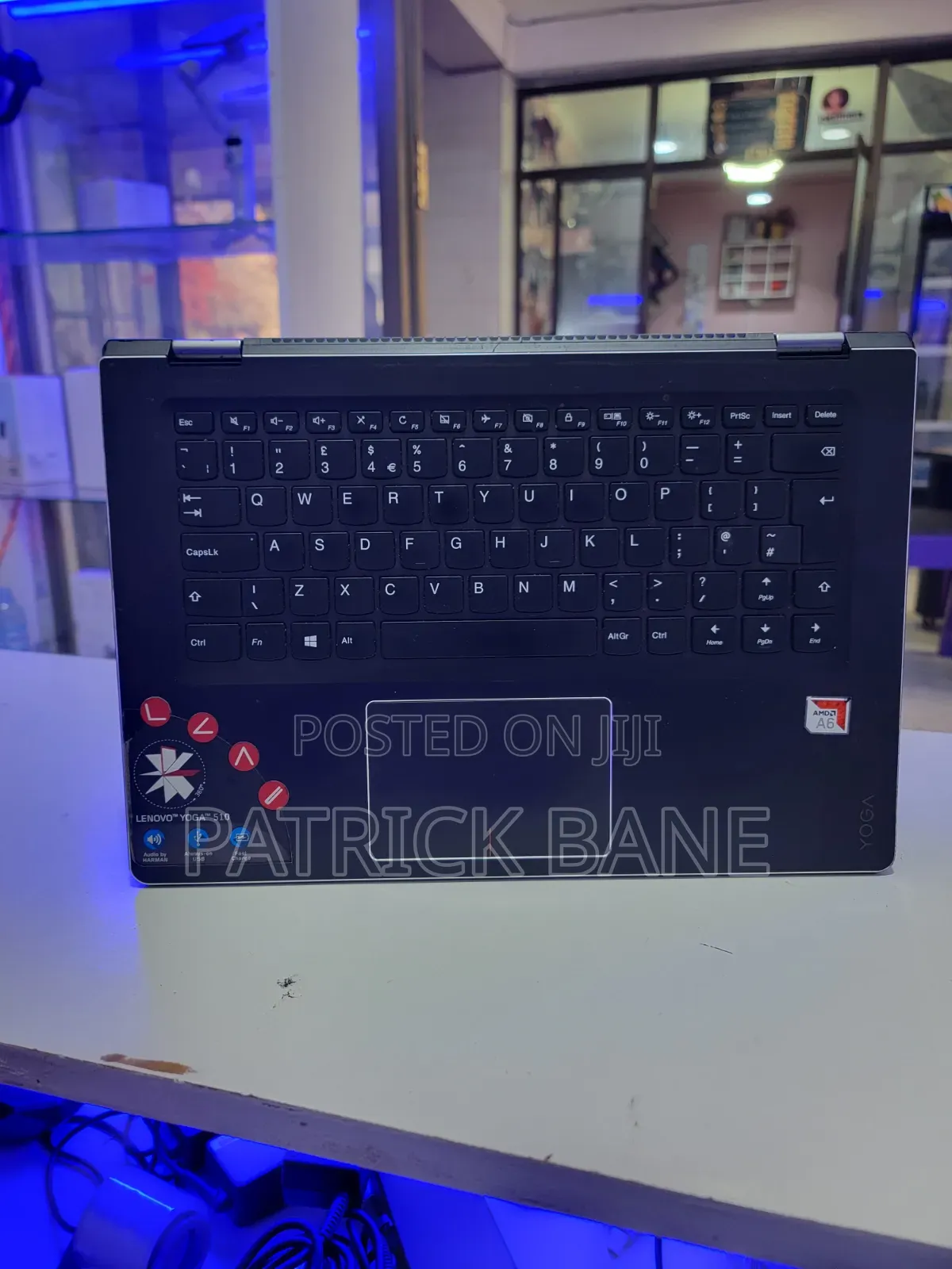 Laptop Lenovo Yoga 330 4GB AMD A6 HDD 500GB