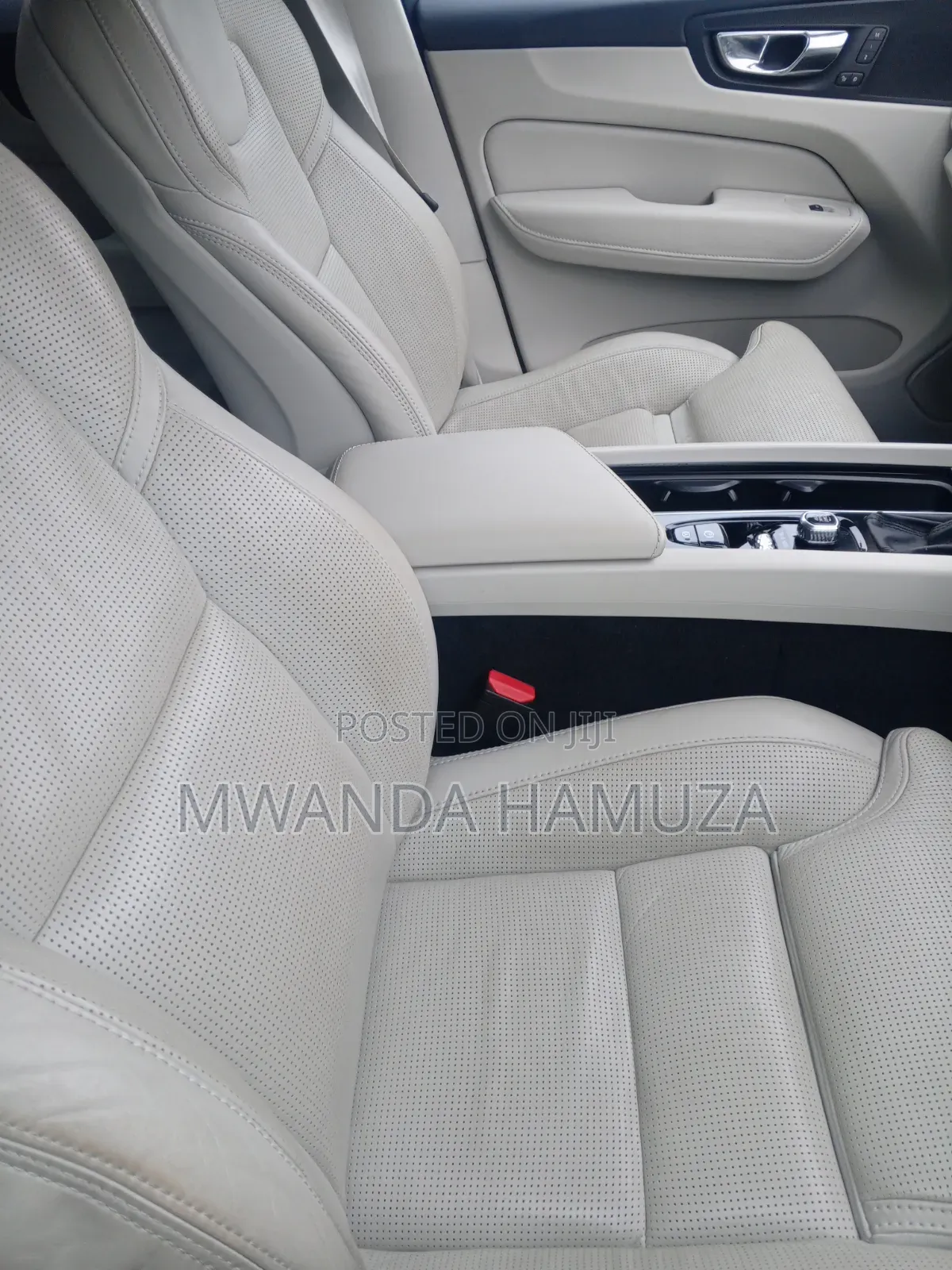 Volvo XC60 2018 Gray