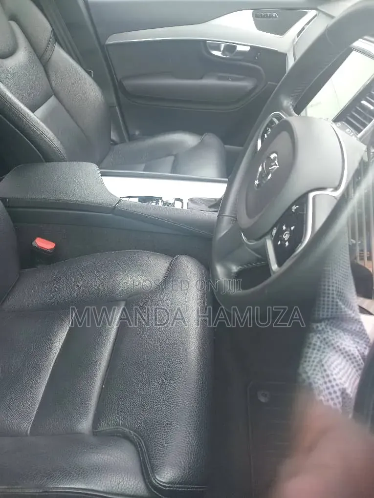 Volvo XC90 2019 Silver